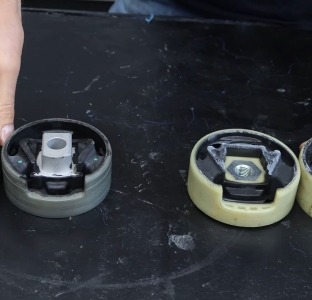 Înlocuirea eficientă a bush-urilor suportului motorului la vehiculele VAG