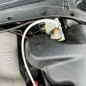 Adaptor BJ3/35 pentru aerisirea frânelor