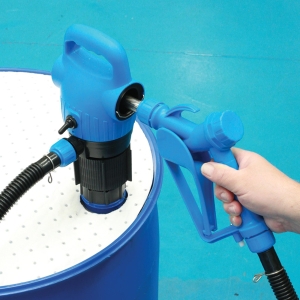 Pompă electrică pentru butoaie cu pistol de alimentare, 12 V / 230 V, pentru lichide pe bază de apă precum AdBlue®