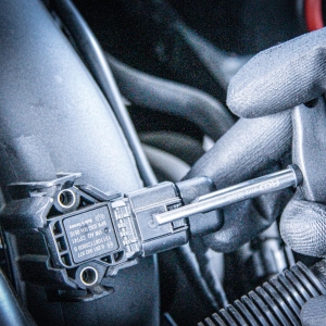 Sculă scurtă pentru eliberarea conectorilor electrici cu cleme de fixare – VAG Fiat Opel