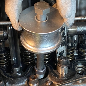 Universal Extra Short Slide Hammer – 200 mm