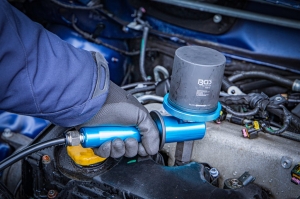 Pneumatic Injector Puller Kit with 18 Adapters