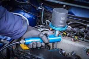 Pneumatic Injector Puller Kit with 18 Adapters