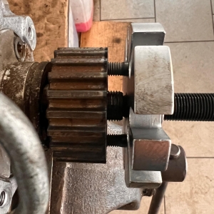 Universal Timing Belt Pulley Puller