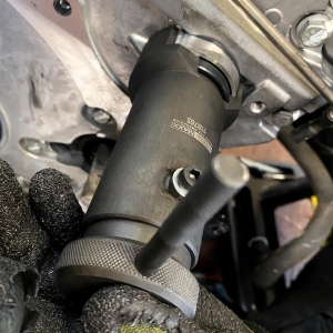 Unealtă pentru demontarea pompei de înaltă presiune Opel Diesel