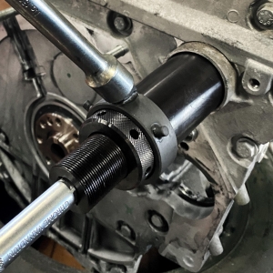 Unealtă pentru demontarea pompei de înaltă presiune Opel Diesel