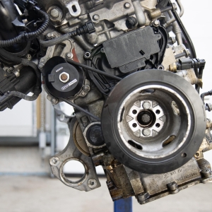 Set scule distribuție PSA și Opel 1.2L cu curea în baie de ulei (motoare EB2)