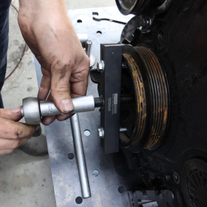 Скоба за шайба на колянов вал за Ford 2.0 EcoBlue TDCi – като 204-158-01