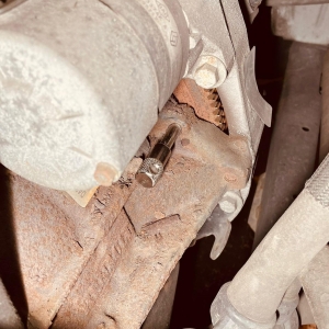 Știft blocare arbore cotit / sculă distribuție pentru Renault TDC și Suzuki