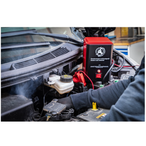 Generator de fum pentru detectarea scurgerilor în sisteme auto