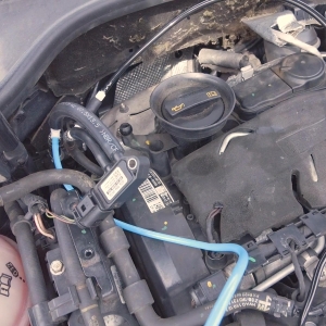Set diagnostic pentru turbocompresor, ventilație carter și filtru de particule cu manometre și sistem cu coloană de măsurare