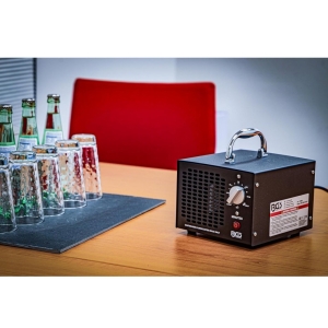 Generator de ozon 5000 mg/h pentru purificarea aerului și neutralizarea mirosurilor