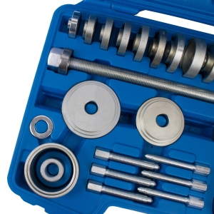 Universal Wheel Bearing Tool Set up to Ø91.5 mm, 31 Pieces with Hub Removal Bolts