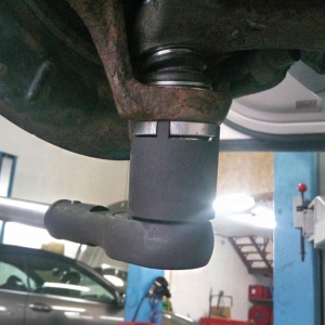 Ball Joint Locknut Socket for Mercedes M-Class W163 & W164